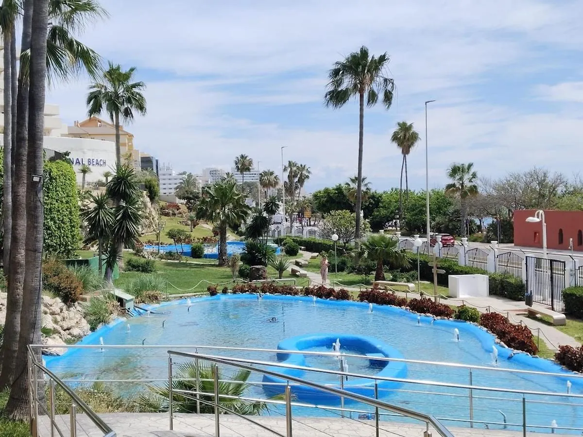 בנאלמדנה Beachfront Apartment